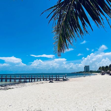 Punta Me Apartments & Rooms In Punta Sam Ferry Beach カンクン エクステリア 写真