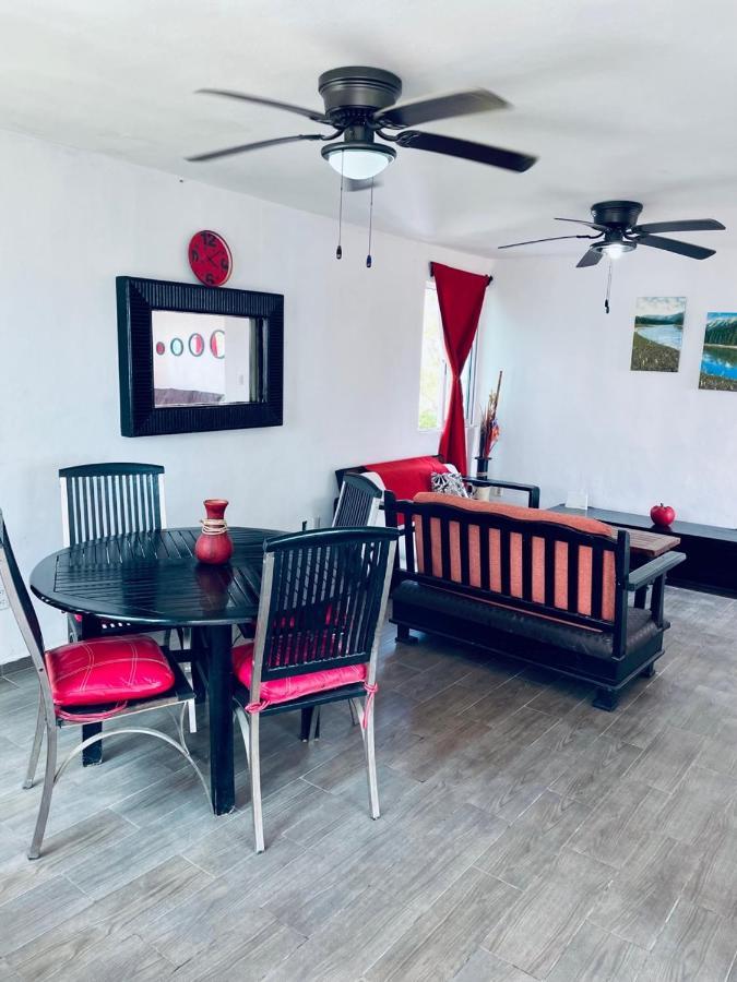 Punta Me Apartments & Rooms In Punta Sam Ferry Beach カンクン エクステリア 写真
