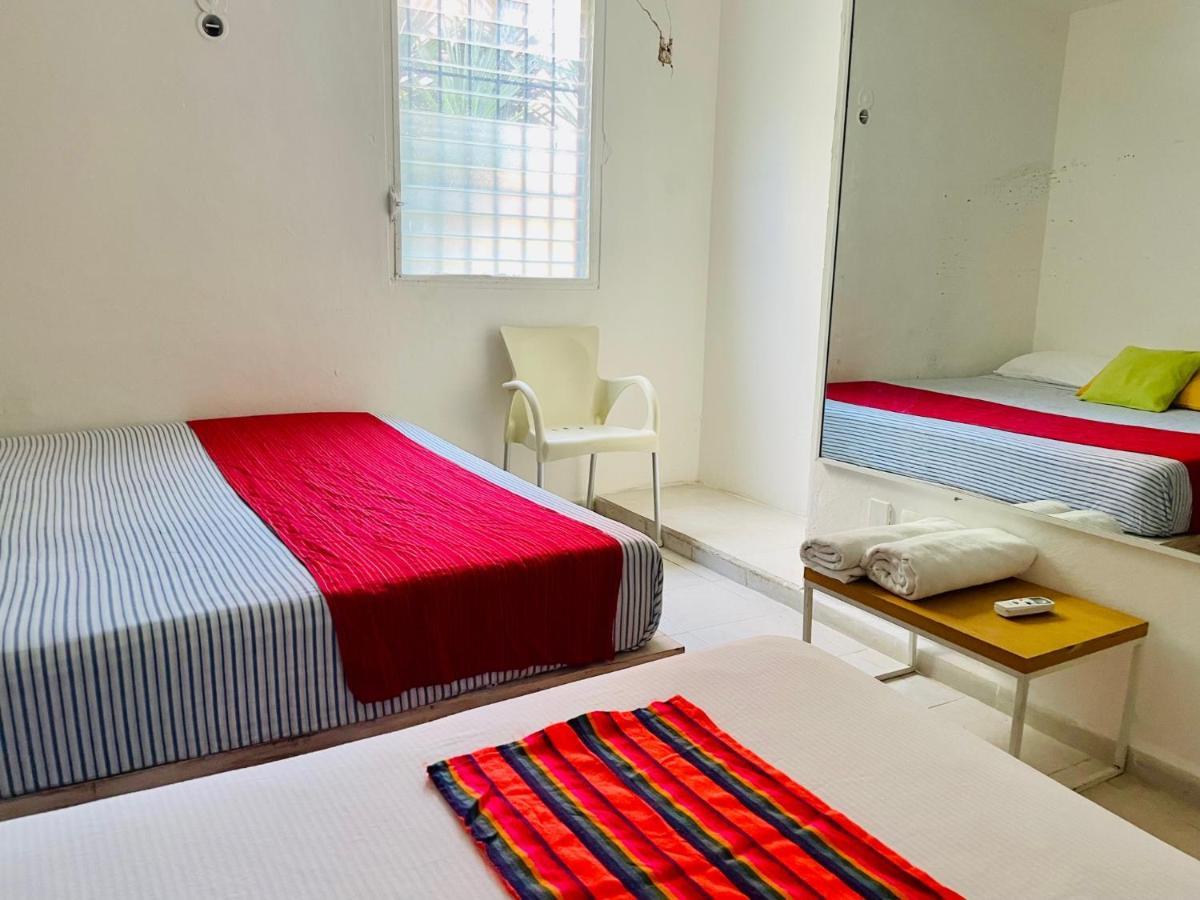 Punta Me Apartments & Rooms In Punta Sam Ferry Beach カンクン エクステリア 写真
